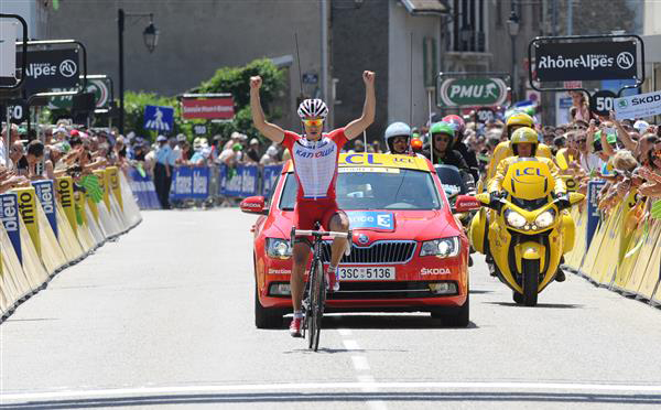 Simon Spilak wins stage 5